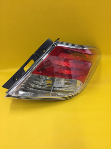 Moldura Milha Esquerda Vectra 09 A 2012 Com Furo Original Gm
