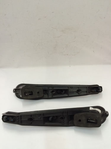 Moldura Farol Milha  Astra 2003 / 2011 Original Gm Esquerdo