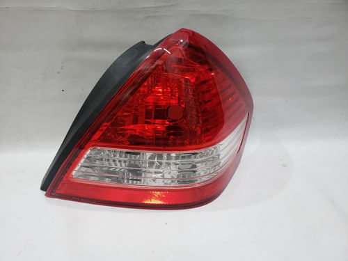 Lanterna Traseira Kadett Tricolor Original Gm Lado Direito
