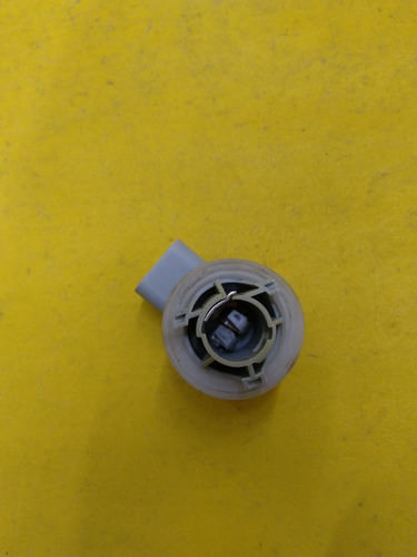 Suporte Fixação Lanterna Fiat Strada 15 / 17 Original  L.e