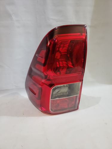 Tampa Farol Peugeot 3008 Original