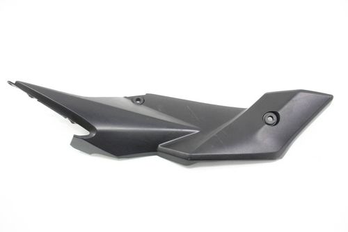 Acabamento Lateral Direita Suzuki Gsr 750 Gsr750 14-16