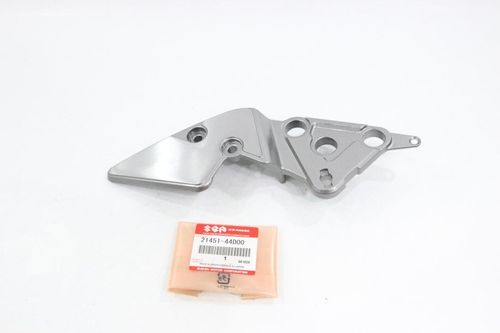 Suporte Pedaleira Bacalhau Direito Suzuki Bandit 600 2001-2002