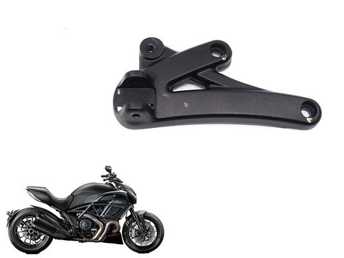 Bacalhau Dianteiro Esquerdo Ducati Diavel 1198  11-14