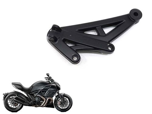 Bacalhau Dianteiro Direito Ducati Diavel 1198  11-14