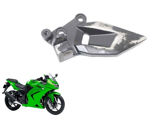Suporte Pedaleira Diant. Esquerda Kawasaki Ninja 250 R 08-1