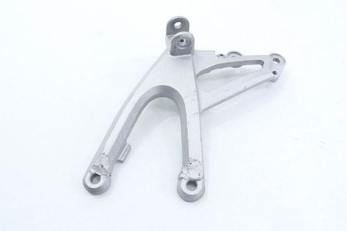 Suporte Pedaleira Diant. Direita Yamaha Yzf R1 2004-2008