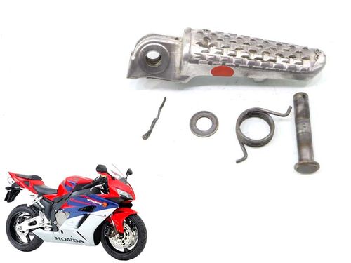 Pedaleira Dianteira Esquerda Honda Cbr 1000 Rr 04-0