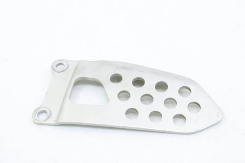 Acabamento Suporte Pedaleira Direita Suzuki Gsxr 750 Srad 2005-2006