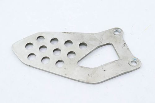 Acabamento Suporte Pedaleira Esquerda Suzuki Gsxr 750 Srad 2005-2006
