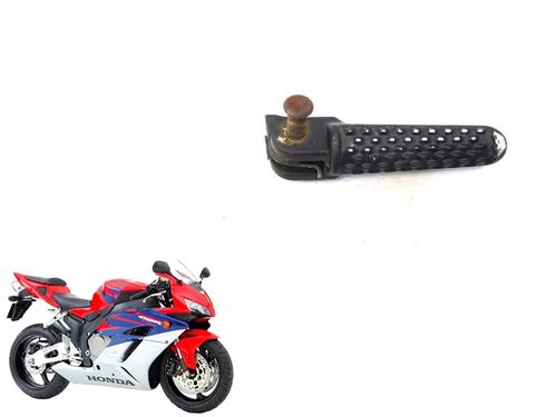 Pedaleira Dianteira Direita Honda Cbr 1000 Rr 04-0