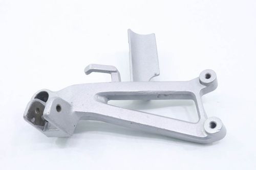 Suporte Pedaleira Traseiro Direito Honda Cbr 600 F 1994-1996