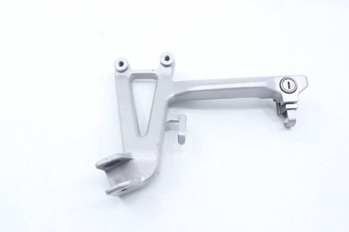 Suporte Pedaleira Traseiro Esquerdo Honda Cbr 600 F 1994-1996