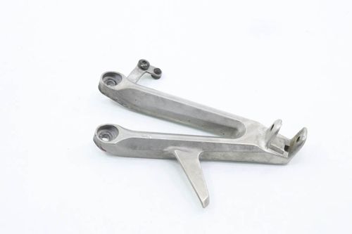 Suporte Pedaleira Traseiro Direito Honda Cbr 1000 Rr 2004-2007
