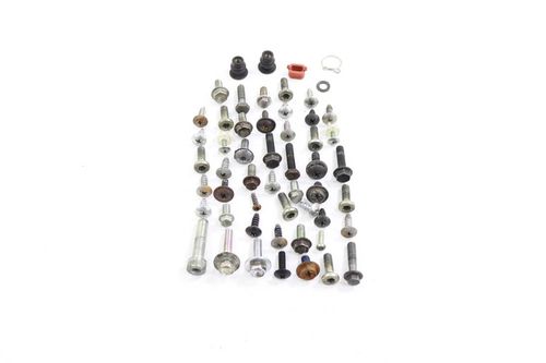 Kit Parafusos Chassi(diversos) Suzuki Gsxr 750 Srad 2011-2013