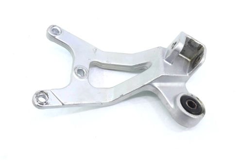 Suporte Pedaleira Traseiro Direito Suzuki Gsxr 1100 W 1993-1994