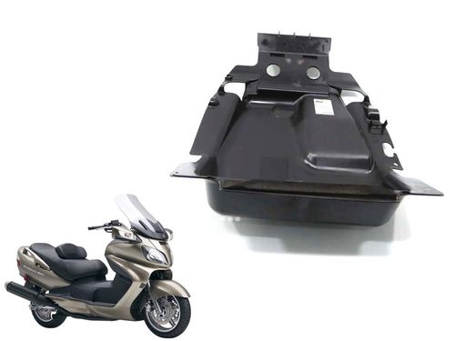 Acabamento/suporte  Tanque Suzuki Burgman 650 07-15