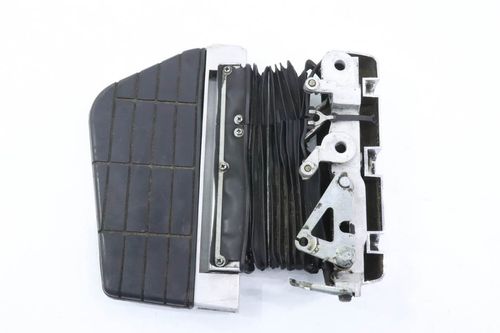 Pedaleira Traseira Esquerda Honda Gold Wing Gl1500 1998-1999
