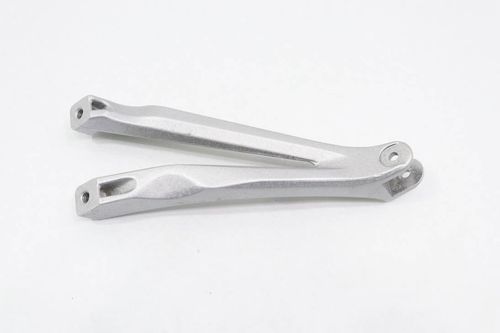 Suporte Pedaleira Traseiro Direito Yamaha Yzf R1 04-06