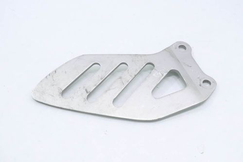 Acabamento Pedaleira Dianteira L/e Suzuki Gsxr 1000 Srad 2008-2010