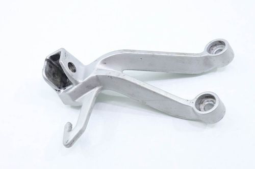 Suporte Pedaleira Traseiro Esquerdo Suzuki Gsxr 1000 Srad 2004-2005