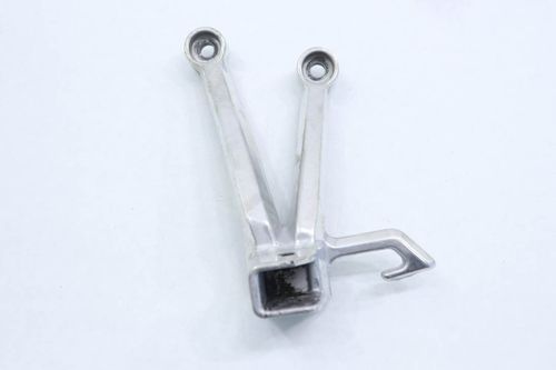 Suporte Pedaleira Traseiro Esquerdo Suzuki Gsxr 750 Srad 2005-2006