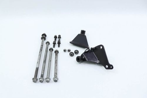 Kit Parafusos Suportes  Motor Suzuki Boulevard 1500 2005-2008