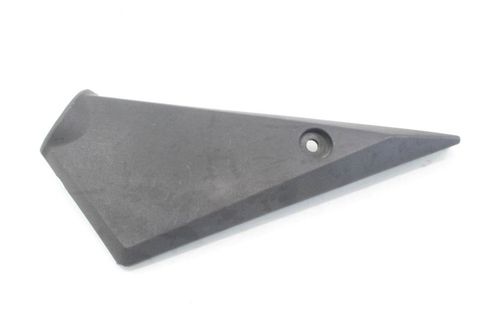 Acabamento Esquerdo Chassis Suzuki Bandit 1200 2005-2006