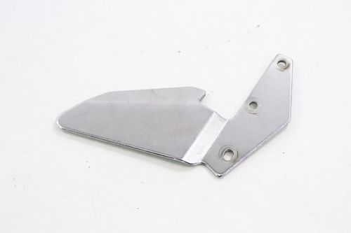 Acabamento Pedaleira Dianteira Direita Suzuki Gs 500 1993-2008