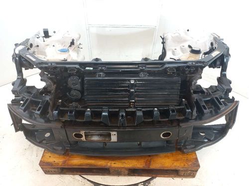 MINI FRENTE LAND ROVER SPORT 3.0 2017