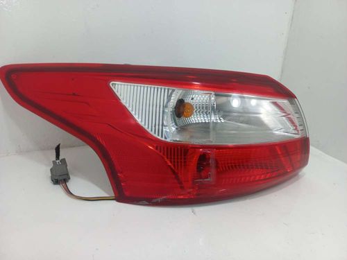 LANTERNA ESQUERDA FORD FOCUS 2.0 2015
