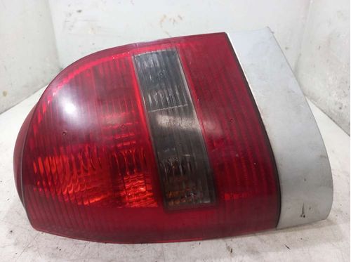 LANTERNA ESQUERDA VOLKSWAGEN GOL 1.6 2003