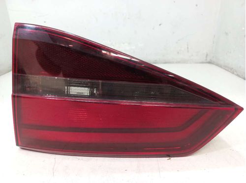 LANTERNA DA TAMPA ESQUERDA VOLKSWAGEN JETTA 2.0 2016