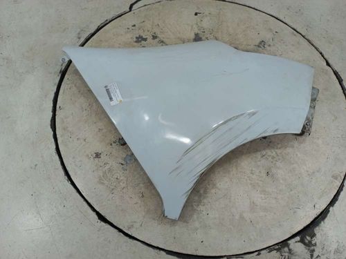 PARALAMA DIANTEIRO DIREITO RENAULT MASTER 2.3 2018