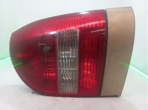 LANTERNA DIREITA VOLKSWAGEN GOL 1.0 2000