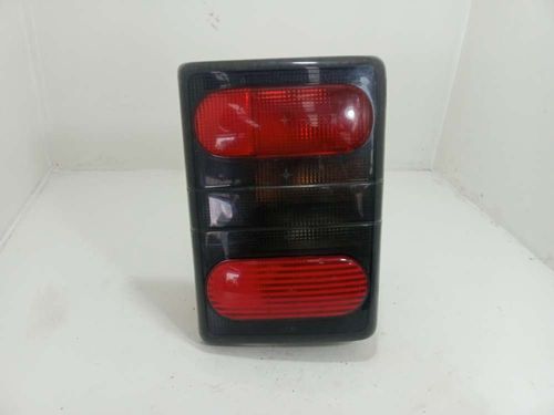 LANTERNA DIREITA RENAULT TRAFIC 2.2 1998