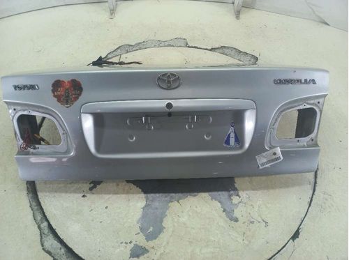 TAMPA TRASEIRA TOYOTA COROLLA 1.8 1999