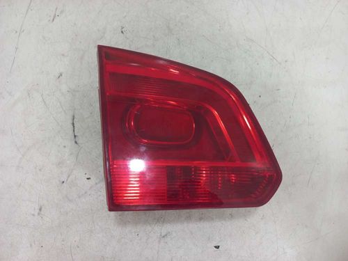 LANTERNA DA TAMPA ESQUERDA VOLKSWAGEN SPACEFOX 1.6 2011