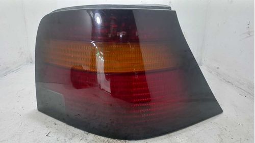 LANTERNA DIREITA VOLKSWAGEN GOLF 2.0 2003