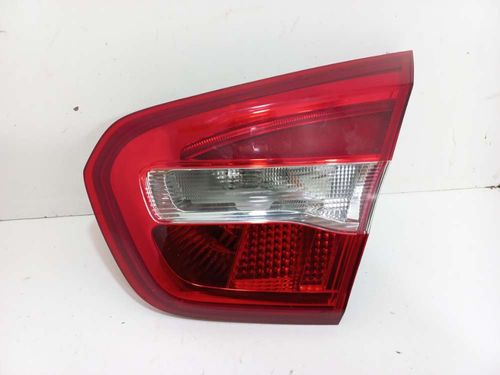 LANTERNA DA TAMPA ESQUERDA MERCEDES BENZ GLA 1.6 2018