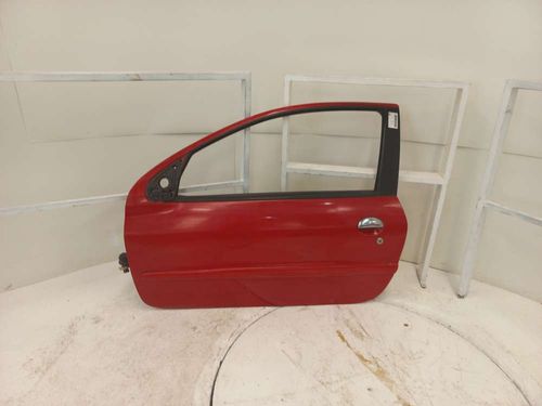PORTA DIANTEIRA ESQ PEUGEOT 207 1.4 2011