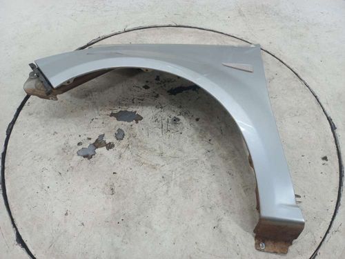 PARALAMA DIANTEIRO ESQUERDO RENAULT SANDERO 1.6 2010