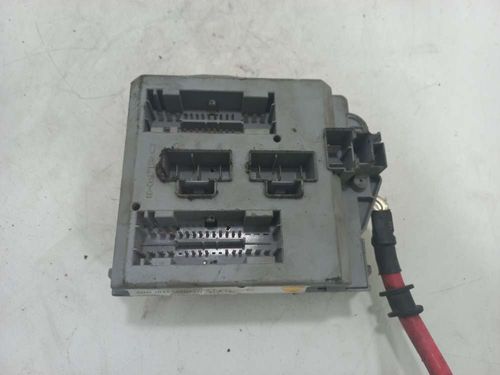 CAIXA DE FUSIVEIS FIAT LINEA 1.8 2011