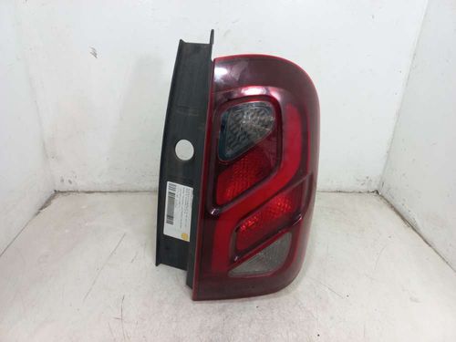 LANTERNA DIREITA RENAULT DUSTER 2.0 2016