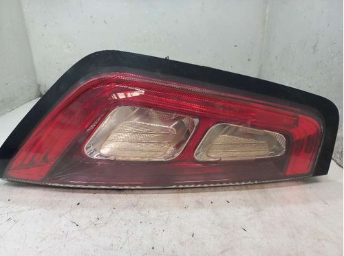 LANTERNA ESQUERDA FIAT PUNTO 1.6 2016