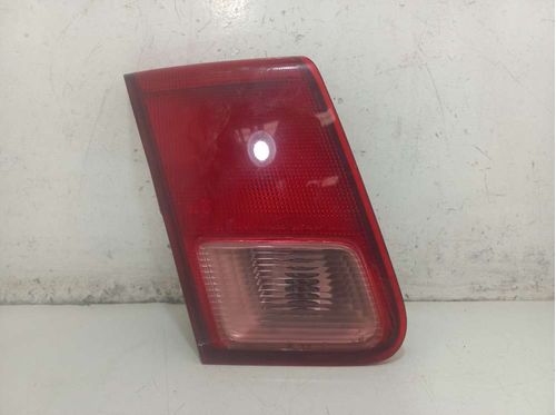 LANTERNA DA TAMPA ESQUERDA HONDA CIVIC 1.7 2002
