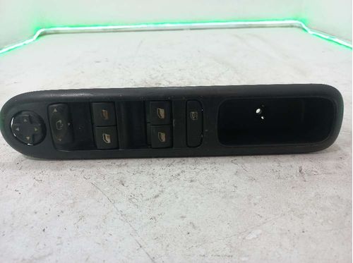 INTERRUPTOR VIDRO DIANT. ESQ PEUGEOT 308 1.6 2014