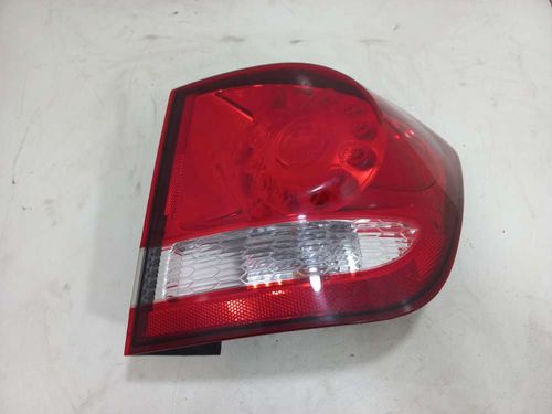LANTERNA DIREITA FIAT FREEMONT 2.4 2012