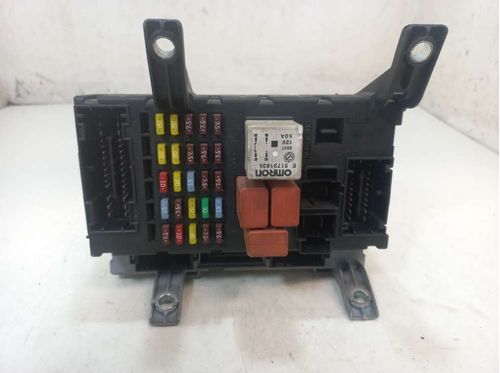 CAIXA DE FUSIVEIS FIAT LINEA 1.9 2009