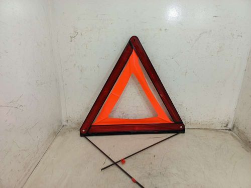 TRIANGULO DE SEGURANCA VOLKSWAGEN JETTA 2.0 2012